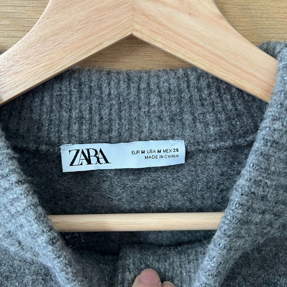 *SOLD* Zara sweater - Picture 2 of 3